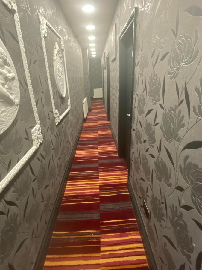 Mannbuilding Hotell London Eksteriør bilde
